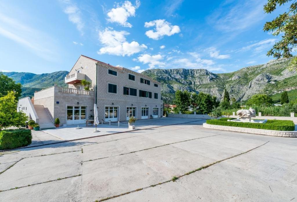 Apartments Dubelj Komolac Exterior foto
